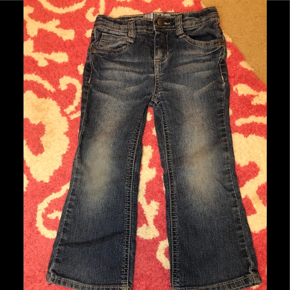 Embroidered jeans. EUC